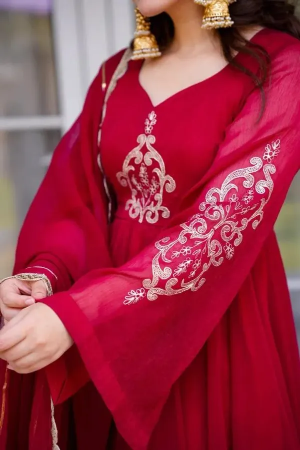 RED_GEORGETTE_SUIT_SET_WITH_DUPATTA