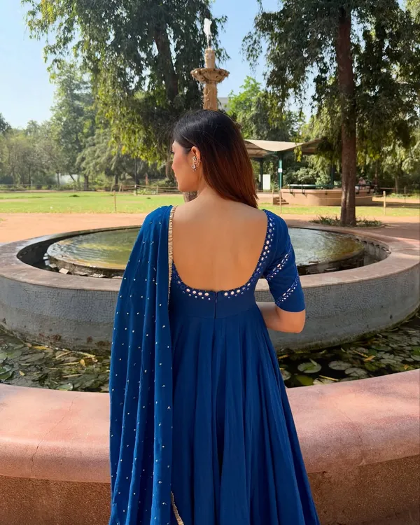 Royal_Blue_Mirror_Work_Flared_Anarkali