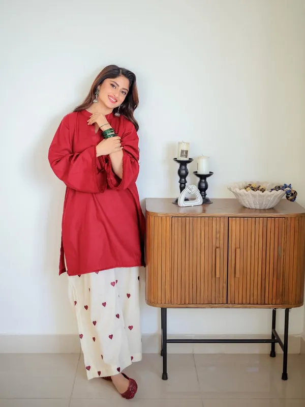 Gulnaar_Classic_Cotton_Kurta_Set_with_Cherry_Print_Pants