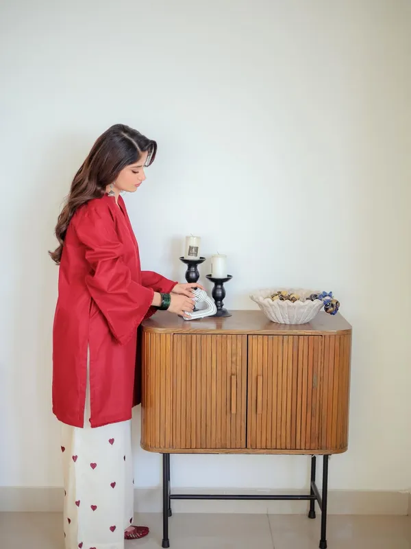 Gulnaar_Classic_Cotton_Kurta_Set_with_Cherry_Print_Pants