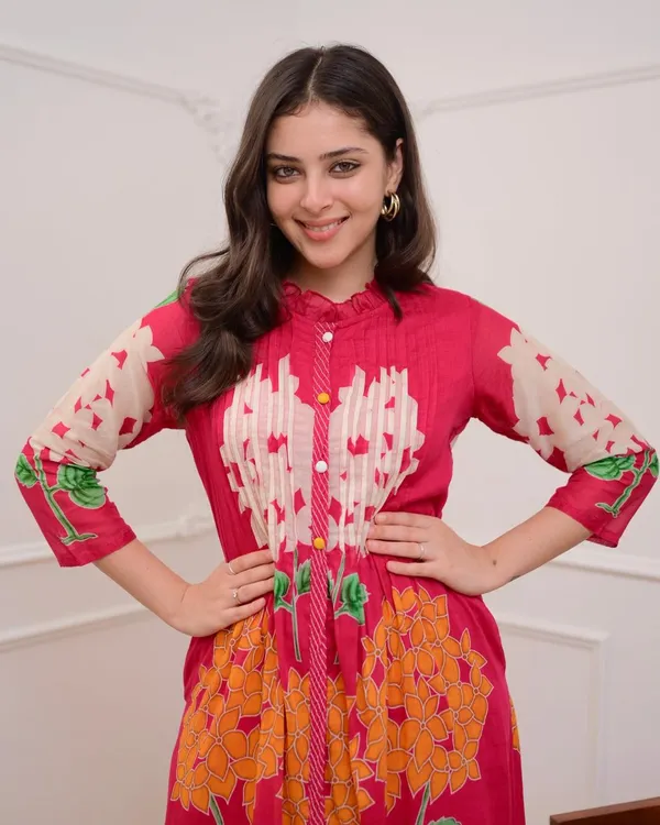 Floral_Charm_Pink_Kurta_Set