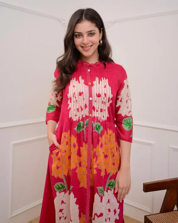 Floral_Charm_Pink_Kurta_Set