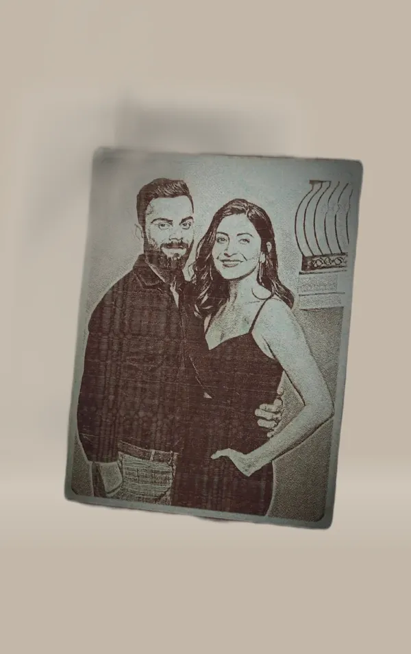 Virat_&_Anushka_Green_Wood_Engraved_Wall_Frame_|_For_Wall_Decoration