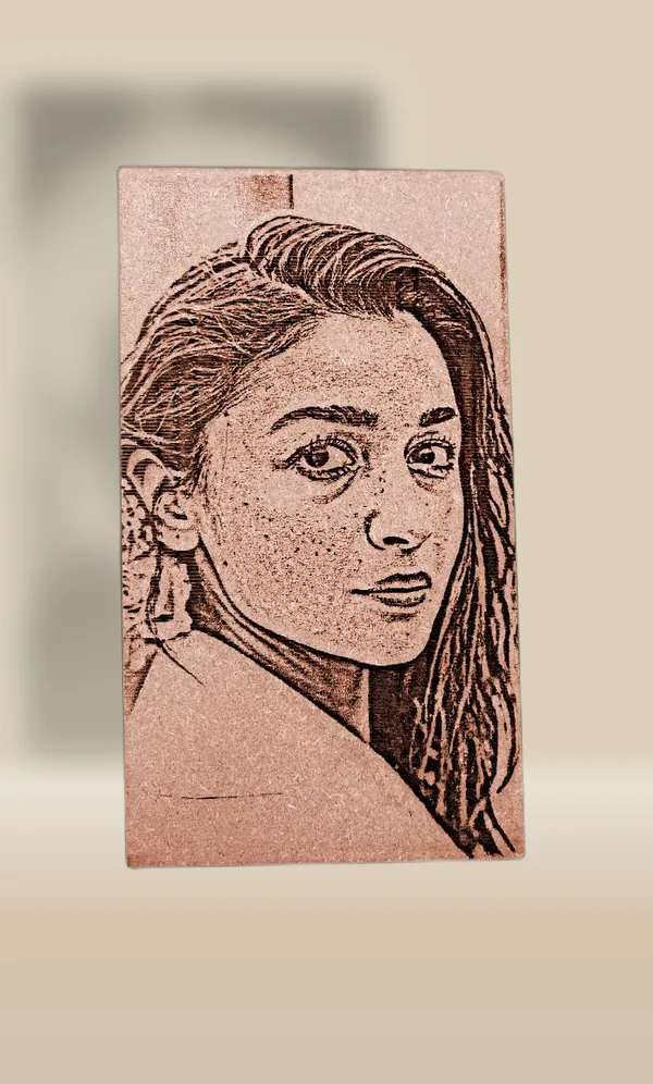 Alia_Bhatt_Beige_Wood_Engraved_Wall_Frame_|_For_Wall_Decoration