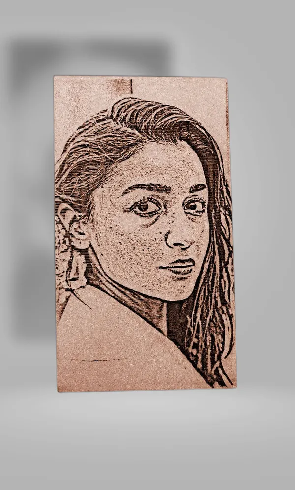 Alia_Bhatt_Beige_Wood_Engraved_Wall_Frame_|_For_Wall_Decoration