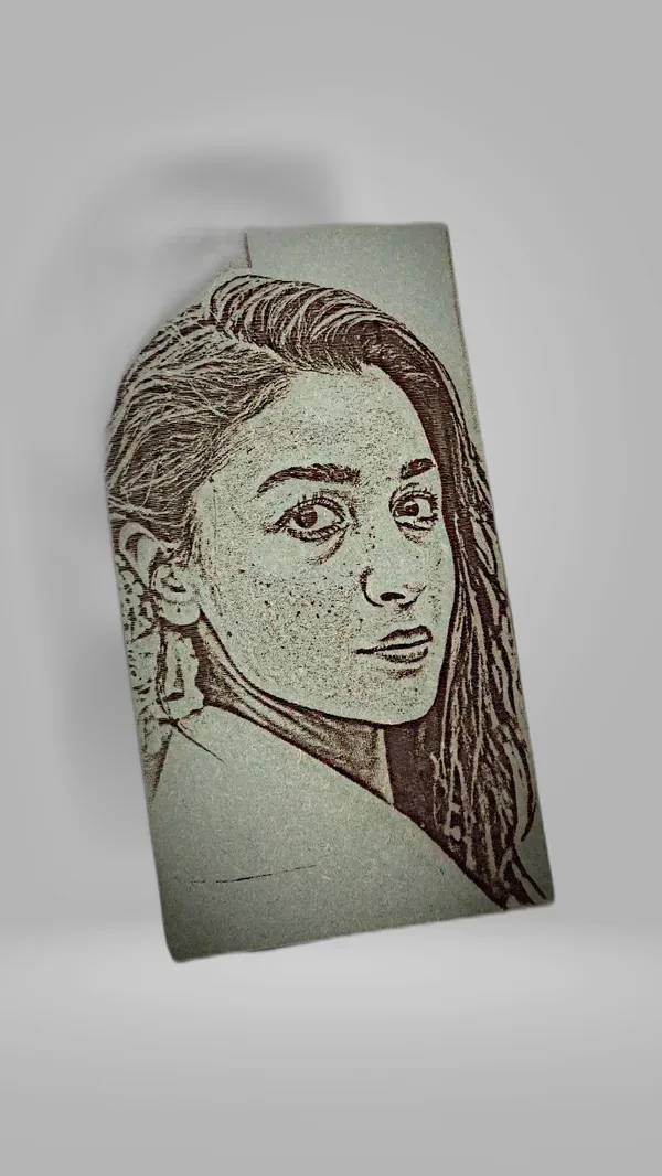 Alia_Bhatt_Green_Wood_Engraved_Wall_Frame_|_For_Wall_Decoration