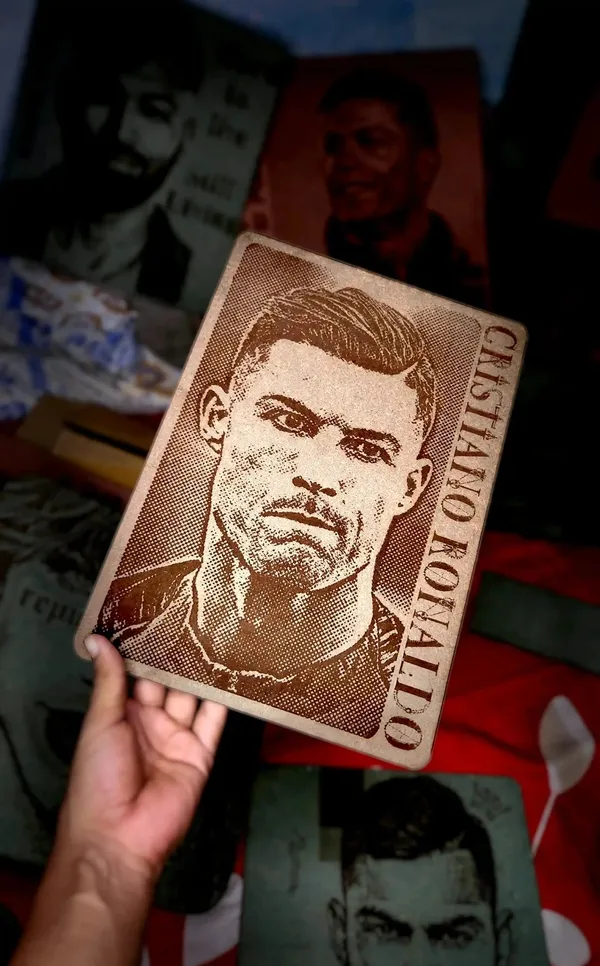 Ronaldo_Brown_Wood_Engraved_Wall_Frame_|_For_Wall_Decoration