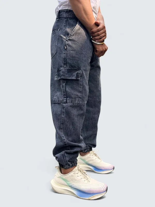 BLACK_JOGGER_WITH_JORDAN_PRINT_CARGO_JEANS_FOR_MEN