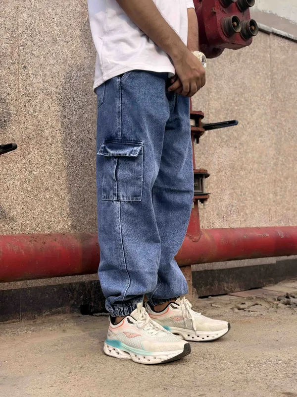 LIGHT_BLUE_LOOSE_FIT_PURE_COTTON_JOGGER_FIT_JEANS_FOR_MEN.