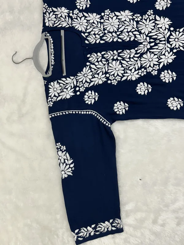 Authentic_Lucknowi_Modal_Chikankari_Kurti