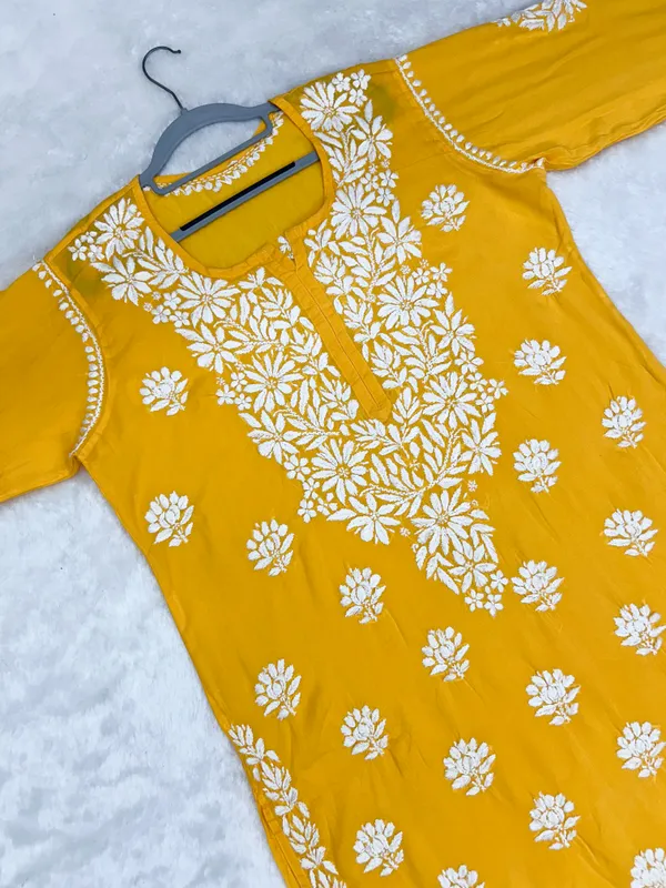 Authentic_Lucknowi_Modal_Chikankari_Kurti