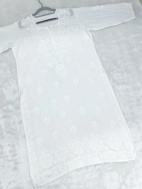 Authentic_Lucknowi_Modal_Chikankari_Kurti