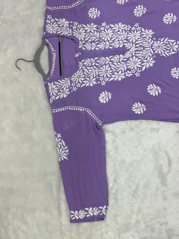 Authentic_Lucknowi_Modal_Chikankari_Kurti