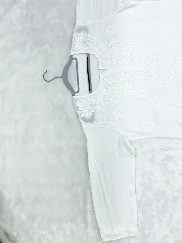 Authentic_Lucknowi_Modal_Chikankari_Kurti