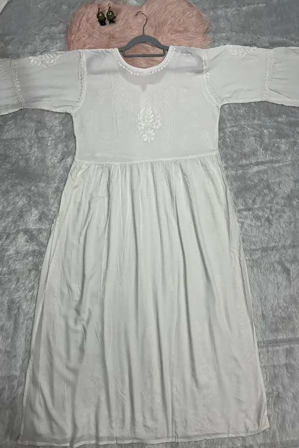 White_Rayon_Lucknowi_Chikankari_Hand_Embroided_Co-Ord_Set_For_Women