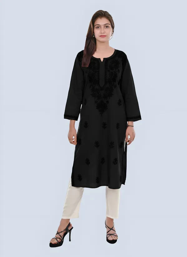 Classic_Cotton_Chikankari_Kurti_–_Light,_Elegant_&_Timeless