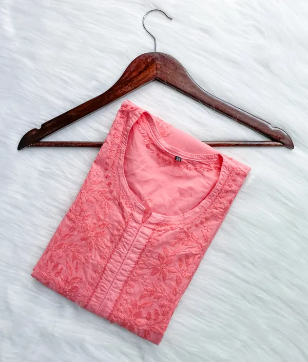 Classic_Cotton_Chikankari_Kurti_–_Light,_Elegant_&_Timeless