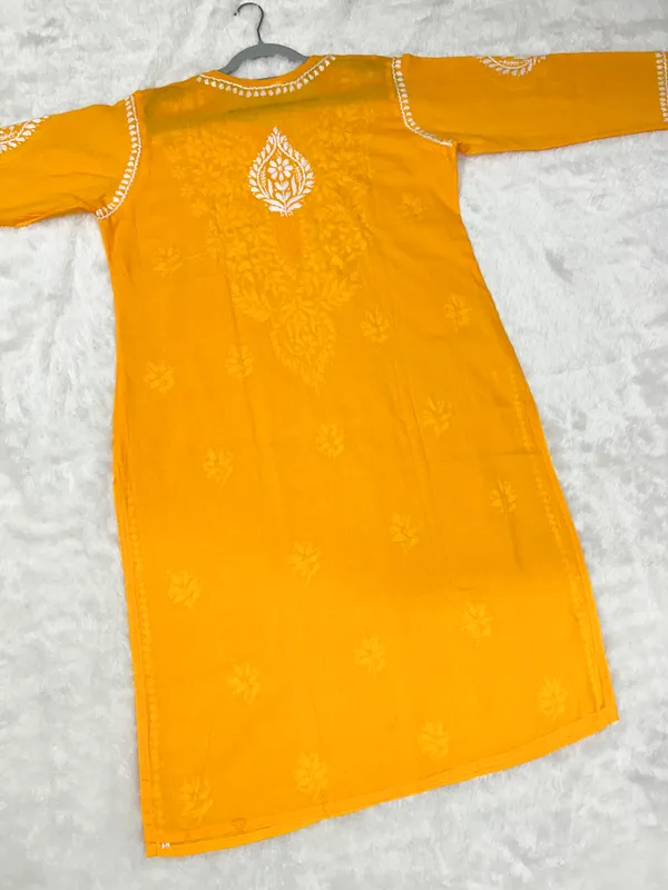 Cotton_Lucknowi_Chikankari_Kurti_Soft_&_Elegant
