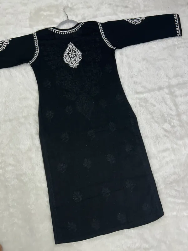Cotton_Lucknowi_Chikankari_Kurti_Soft_&_Elegant