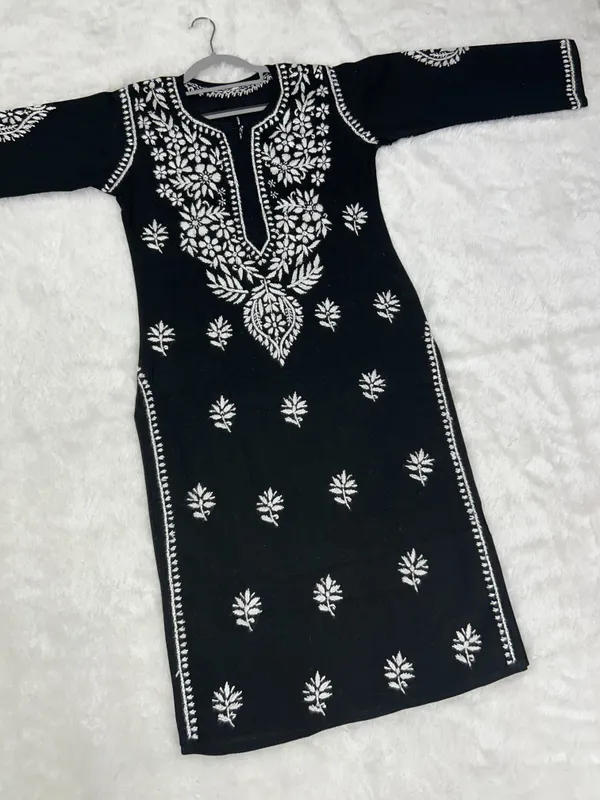 Cotton_Lucknowi_Chikankari_Kurti_Soft_&_Elegant
