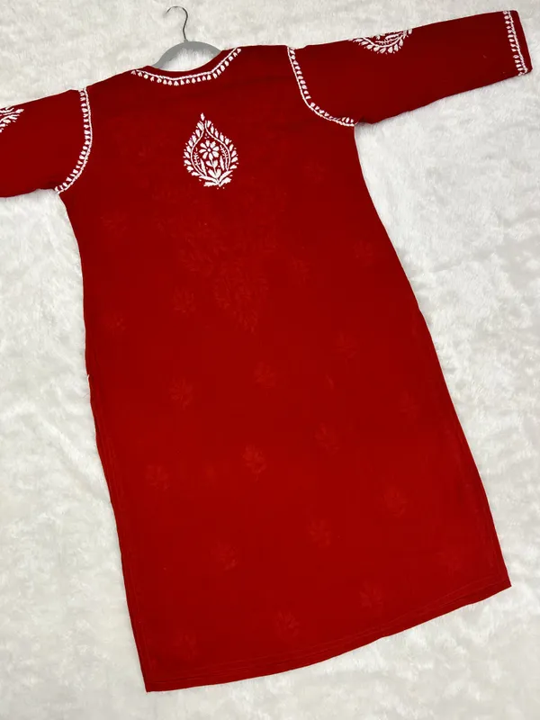 Cotton_Lucknowi_Chikankari_Kurti_Soft_&_Elegant