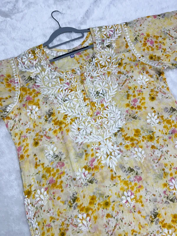 Floral_Printed_Lucknowi_Chikankari_Kurti