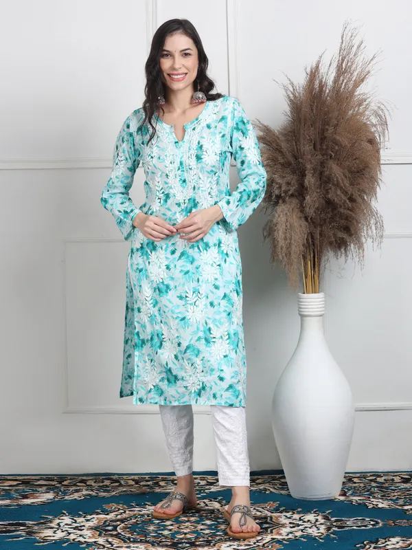 Handcrafted_Mul_Chikankari_Kurti_Pure_Cotton_Comfort_&_Grace