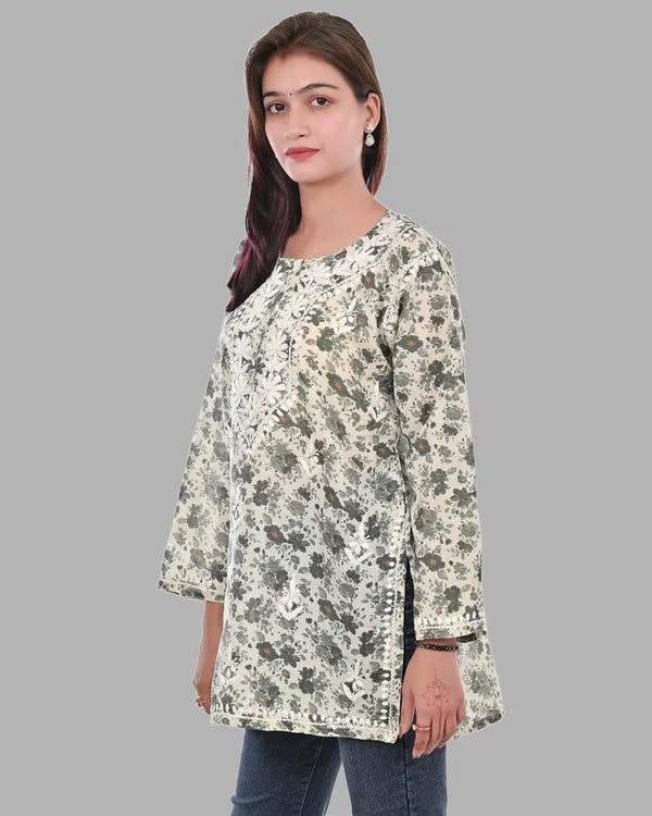 Pooja_Short_Mul_Cotton_Printed_Chikankari_Top