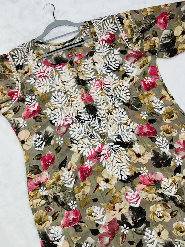 Khaki_green_Premium_Mul_Cotton_Printed_Straight_Kurti