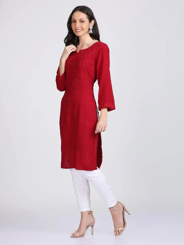 Nazakat_Rayon_Chikankari_Kurti_with_Dyed_Mukaish_Work