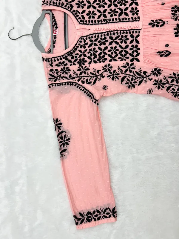 Zara_Cotton_Nayera-Cut_Lucknowi_Chikankari_Kurti