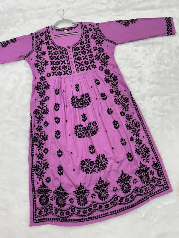 Zara_Cotton_Nayera-Cut_Lucknowi_Chikankari_Kurti