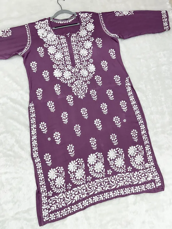 Premium_Modal_Lucknowi_Chikankari_Kurti