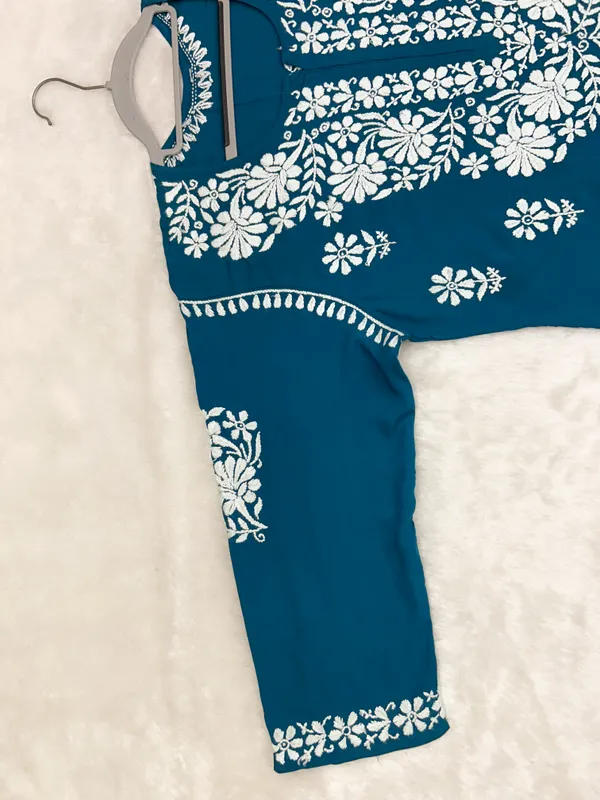 Premium_Modal_Lucknowi_Chikankari_Kurti