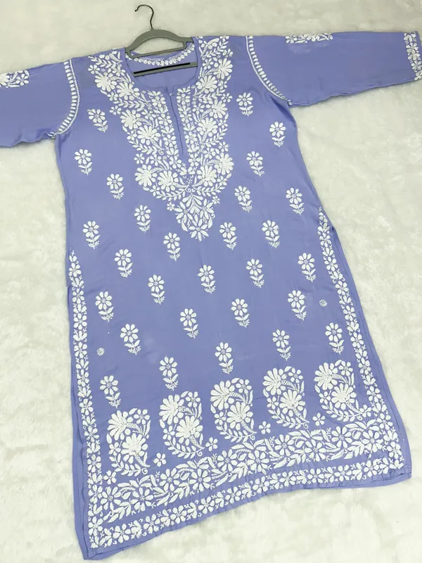 Premium_Modal_Lucknowi_Chikankari_Kurti
