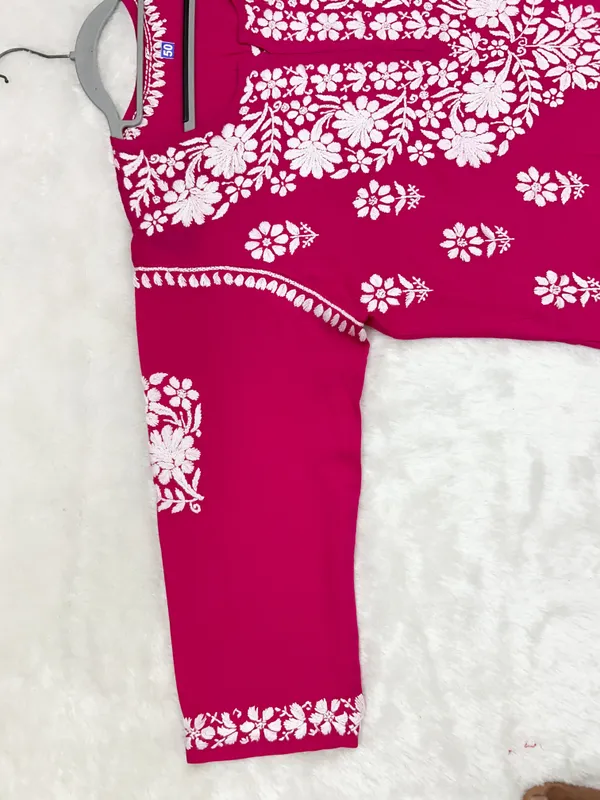 Premium_Modal_Lucknowi_Chikankari_Kurti