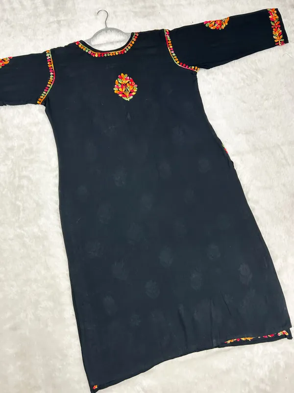 Premium_Rayon_Multicolor_Thread_Chikankari_Kurti_Palazzo_Set_
