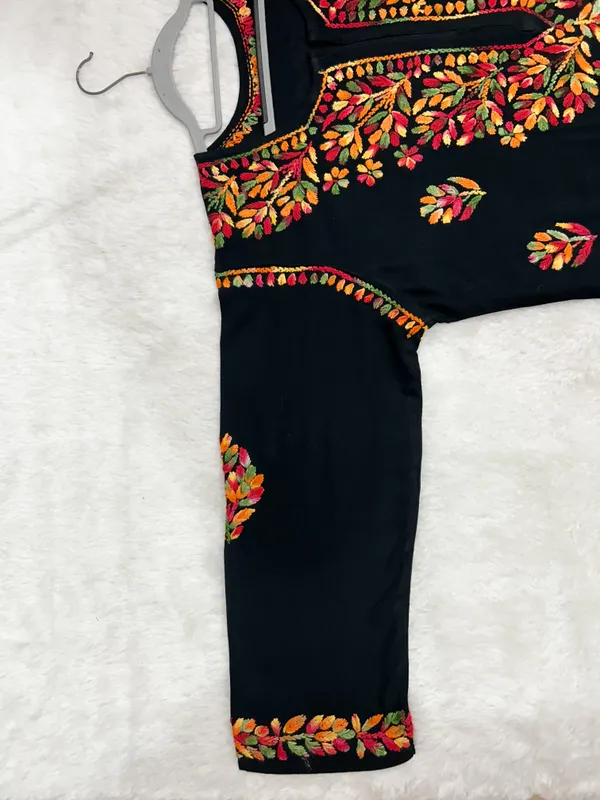 Premium_Rayon_Multicolor_Thread_Chikankari_Kurti_Palazzo_Set_