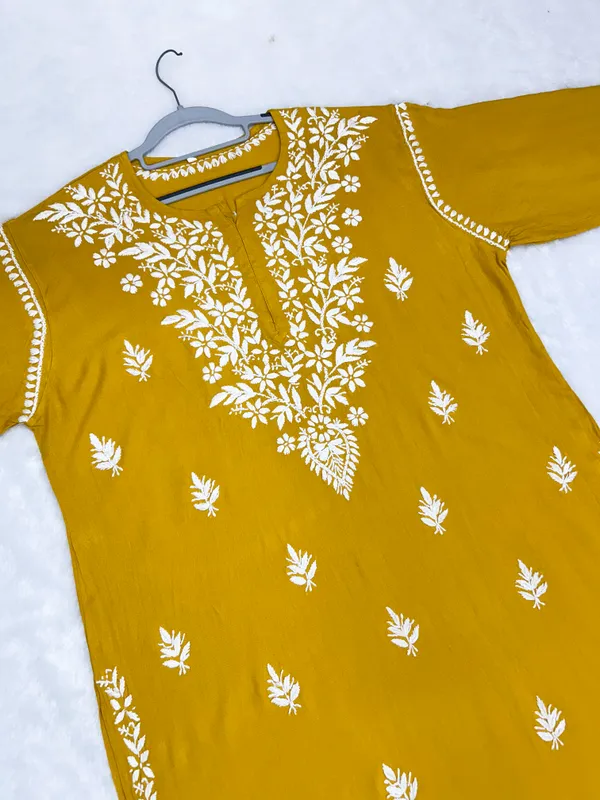Rayon_Ghaspatti_Chikankari_Plus_Size_Kurti_for_Women