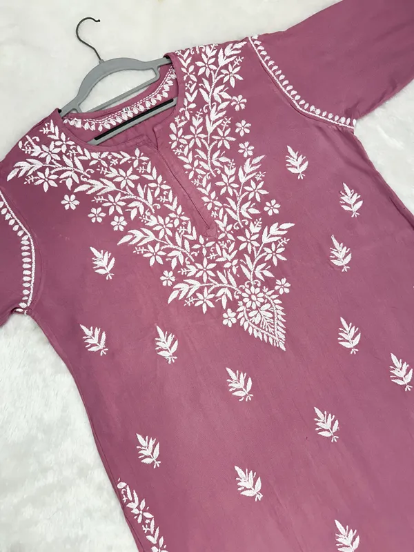 Rayon_Ghaspatti_Chikankari_Plus_Size_Kurti_for_Women