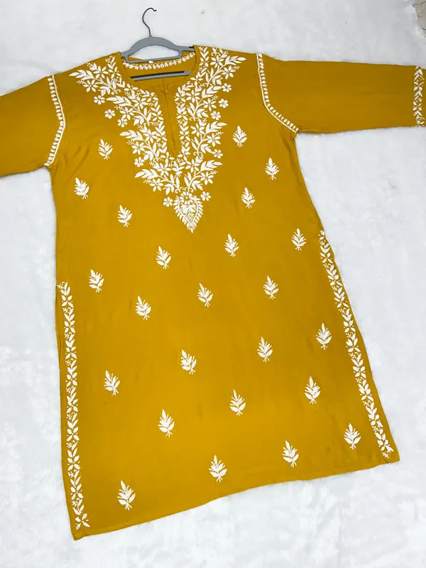Rayon_Ghaspatti_Chikankari_Plus_Size_Kurti_for_Women