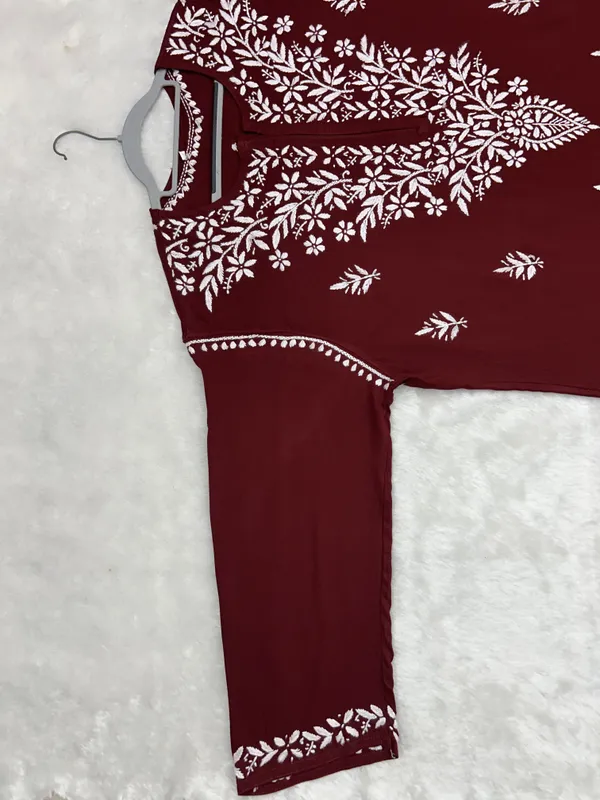 Rayon_Ghaspatti_Chikankari_Plus_Size_Kurti_for_Women