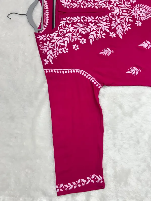 Rayon_Ghaspatti_Chikankari_Plus_Size_Kurti_for_Women