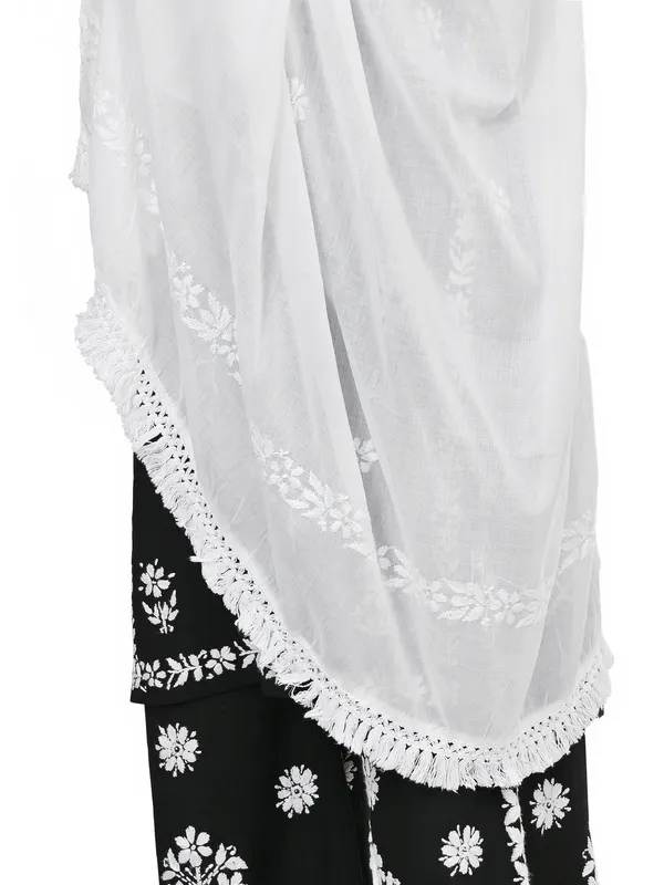 White_Mul_Cotton_Lucknowi_Chikankari_Hand_Embroided_Dupatta_For_Women