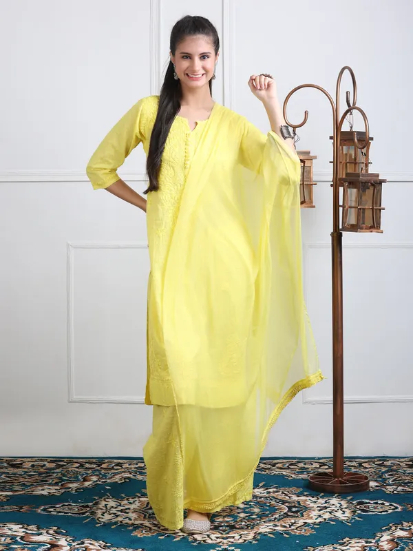 Yellow_Dobby_Cotton_Chikankari_Kurti_Palazzo_Set_with_Chiffon_Lace_Border_Dupatta
