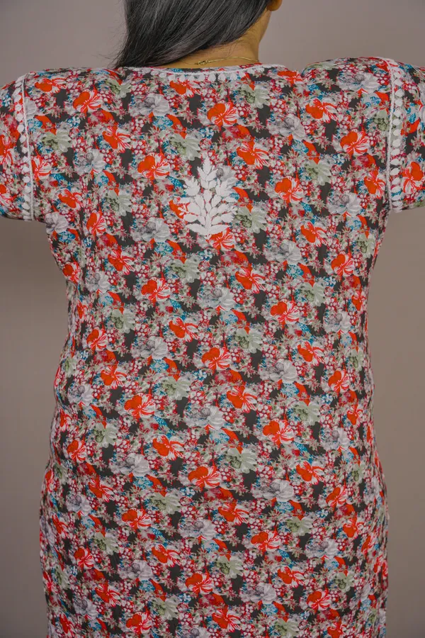 Floral_Printed_Chikankari_Kurti_–_Soft_Rayon_&_Elegant_Plus_Size_Fit