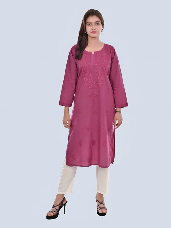 Classic_Cotton_Chikankari_Kurti_–_Light,_Elegant_&_Timeless