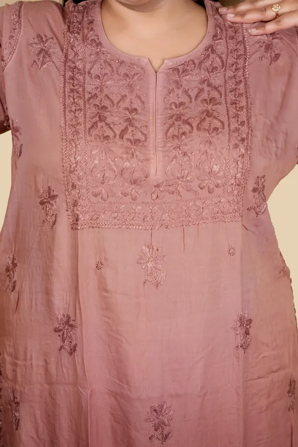 Rayon_Dye-Shade_Handcrafted_Chikankari_Kurti