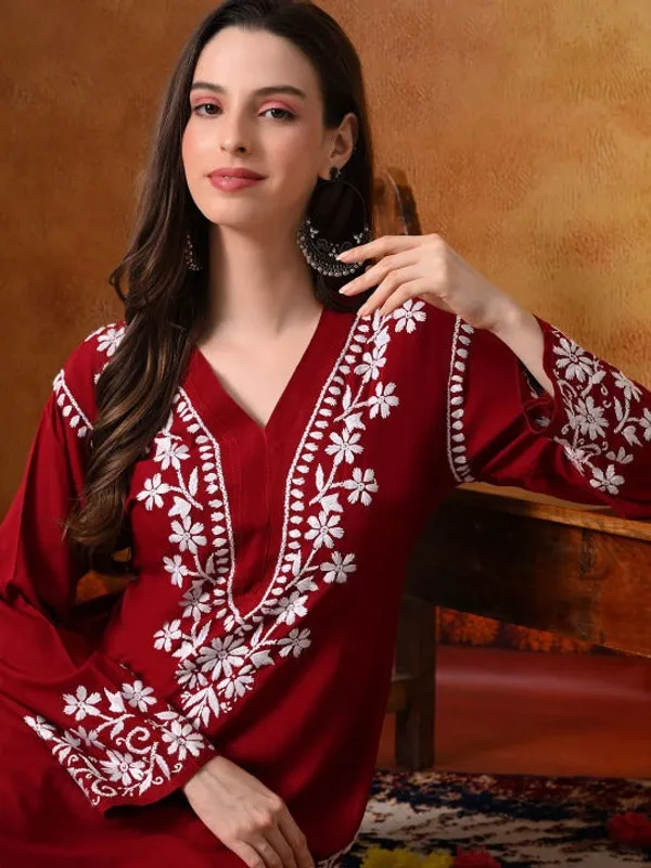 Rayon_Chikankari_Kurti_with_Stylish_V-Neck_|_Hand_Embroidered_Lucknowi_Kurta