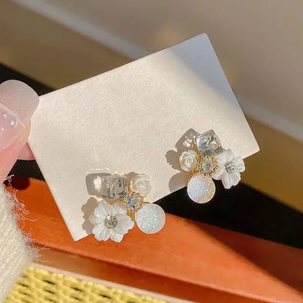 White_Flower_Earrings_For_Women_Floral_Earrings_For_Women_Korean_Earrings_Pearl,_Cubic_Zirconia,_Diamond,_Crystal_Alloy_Earring_Set,_Stud_Earring
